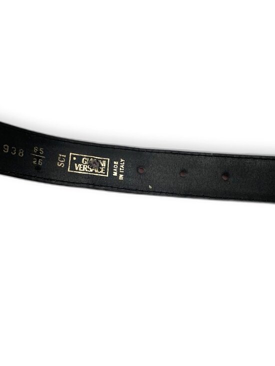 Vintage Gianni Versace Red Crocodile Leather Medusa Belt Gold Buckle Italy main image 14